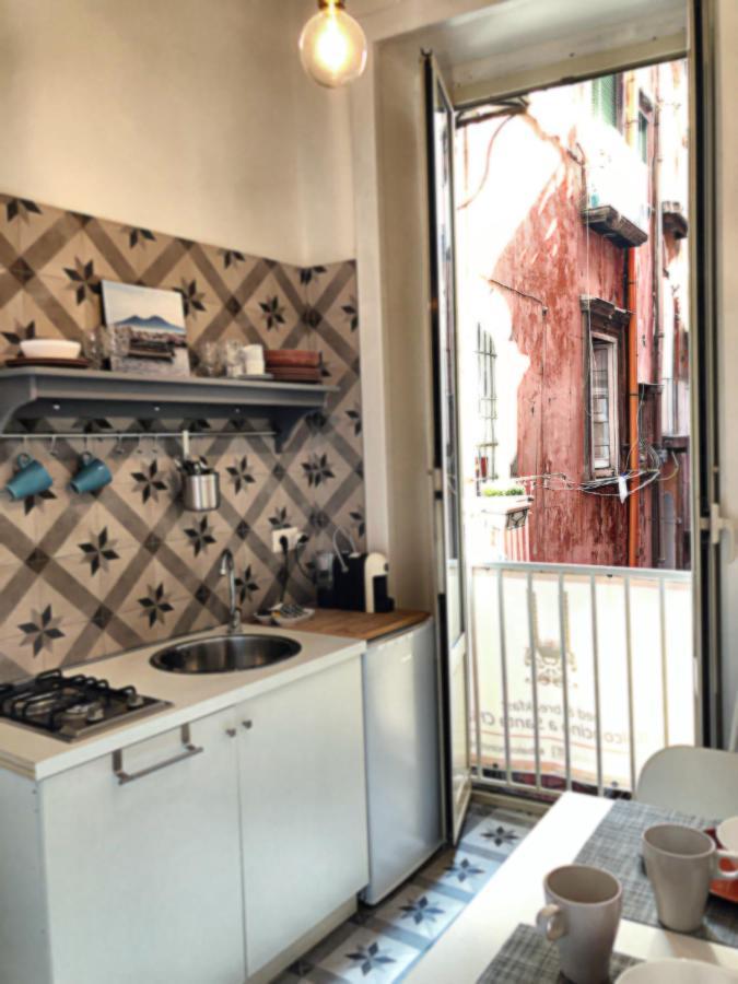 B&B Il Balconcino A Santa Chiara 나폴리 외부 사진