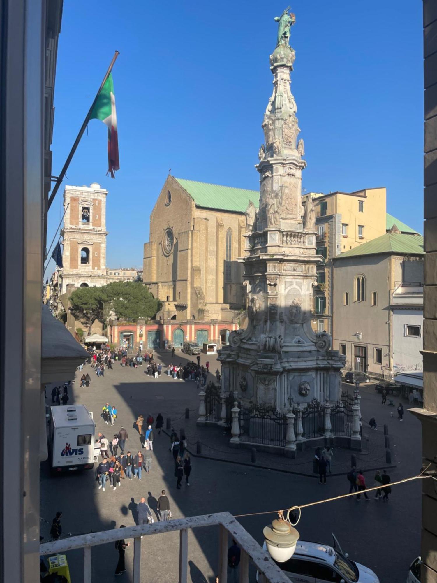 B&B Il Balconcino A Santa Chiara 나폴리 외부 사진